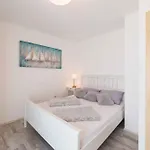 In 39424 Daire Crikvenica