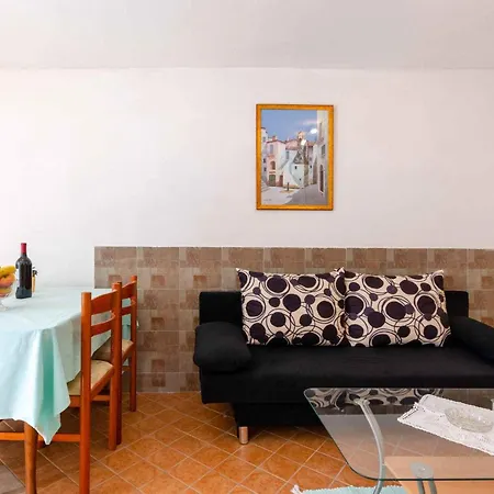 In 39424 Apartman *