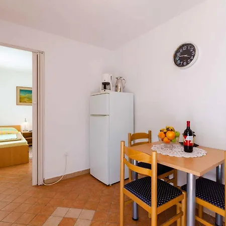 Apartman In 39424 *